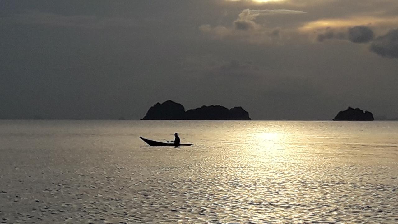 塔林甘海滨度假屋 Taling Ngam Beach 外观 照片